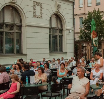 Americká 7/29 /Měšťanská beseda – zahrada                                                           